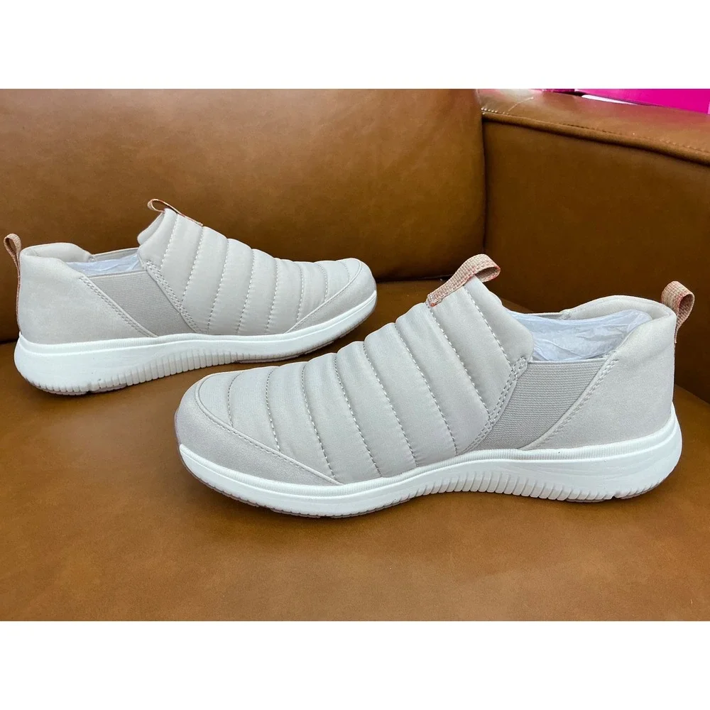 Ryka Pursuit Slip-On Womens 6.5W Terra Taupe Quilted Walking Shoes